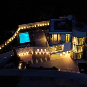 6 bedroom villa with pool and roof terrace, Sveti Stefan, sleeps 12